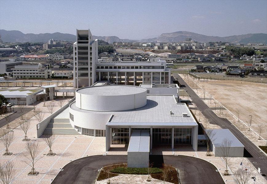 県立大学看護学部